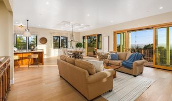 1335 Wikiup Dr, Santa Rosa, CA 95403