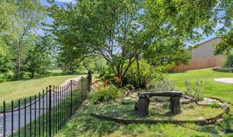 4566 Westlake Ct, Bel Aire, KS 67220