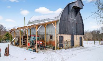 976 Vinegar Hill Rd, Bedford, IN 47421