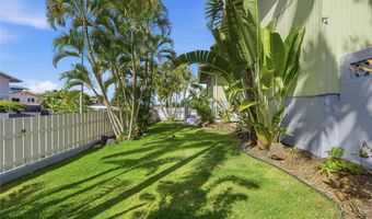 1386 Nanialii St, Kailua, HI 96734