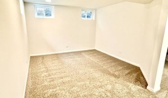 6 S Donald Ave, Arlington Heights, IL 60004