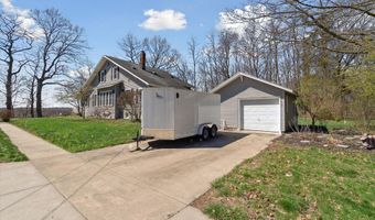 104 Highland Ave, Allegan, MI 49010
