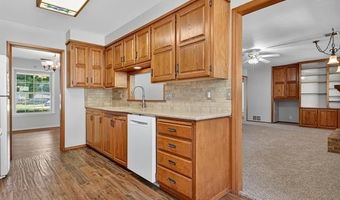 1435 Lariat Dr, Bartlesville, OK 74006