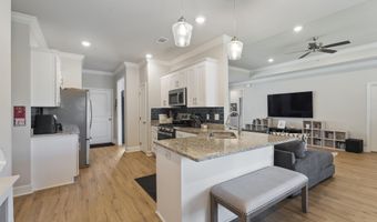 4532 Western Woods Dr, Benton, AR 72015