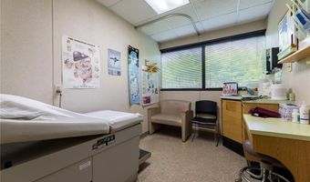 360 Kingstown Rd 202, Narragansett, RI 02882
