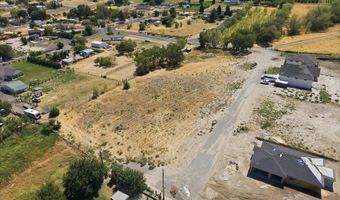 6834 NE 2nd St, Benton City, WA 99320