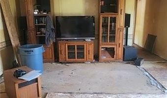 8315 NW High St, Amsterdam, MO 64723