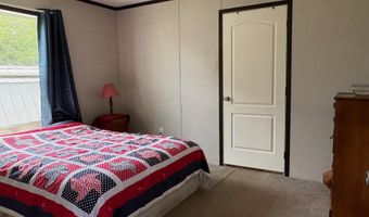 13 RW MacLeod Ln, Belfast, ME 04915