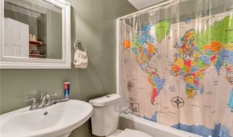 104 Five Oaks Ln, Ashland, VA 23005