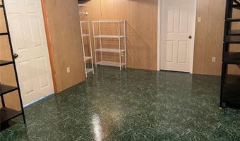 7830 Apple Valley Dr, Affton, MO 63123