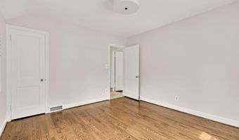 4320 LORCOM Ln, Arlington, VA 22207