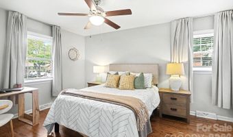3330 Woodleaf Rd, Charlotte, NC 28205