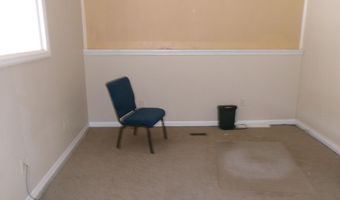 19 S Washington St, Bloomfield, IN 47424