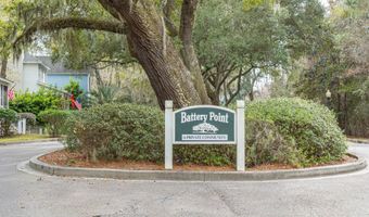7 Holbrook Dr, Beaufort, SC 29902