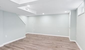 2203 ARLINGTON Ter, Alexandria, VA 22303