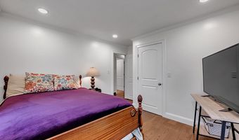 24 Ventura Dr, Brooklyn, CT 06234