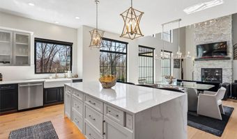 25046 Greyhawk Dr, Adel, IA 50003