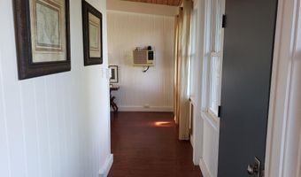 215 Aahi Pl, Kaunakakai, HI 96748