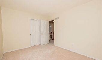 742 Arbor Ridge Ct, Ballwin, MO 63021