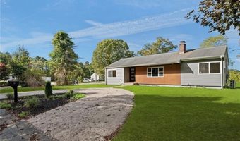 20 Maple Ct, Hopkinton, RI 02804