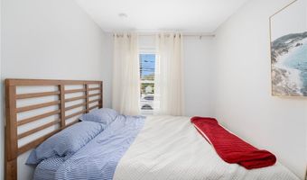 66 Knowlesway Unit Upper Unit Upper Unit, Narragansett, RI 02882