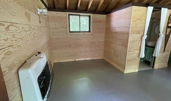 101 Jug Brook Rd, Cabot, VT 05647