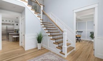 35 Beech Crest Rd, East Greenwich, RI 02818