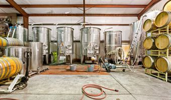 9175 BATESVILLE Rd, Afton, VA 22902