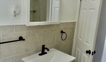 405 W RUSCOMB St, Philadelphia, PA 19120