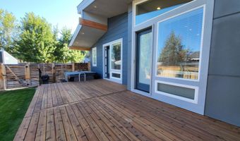 61406 Duncan Ln, Bend, OR 97702