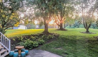 7806 FOX GATE Ct, Bethesda, MD 20817