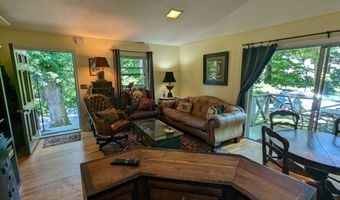 3 Wild Rose Ln Cottage, Darien, CT 06820