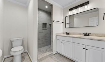 584 S POES Rd, Amissville, VA 20106