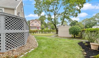 23 Warren St, Beverly, MA 01915
