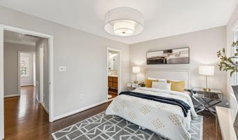 3836 BRIGHTON Ct, Alexandria, VA 22305