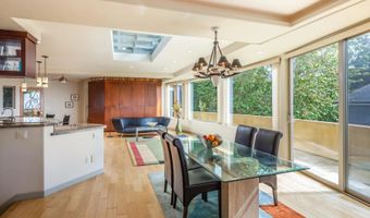 2247 El Amigo Rd, Del Mar, CA 92014