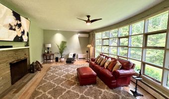 281 Clyde Rd, Bangor, ME 04401