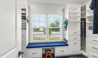 2032 Eaton Rd, Charlotte, NC 28205