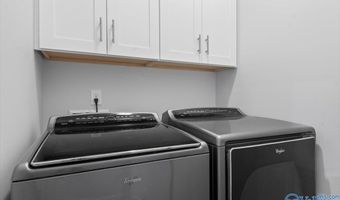 314 Creekside Dr, Albertville, AL 35950