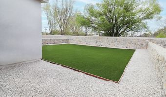 480 Deserts Dr, Socorro, TX 79927