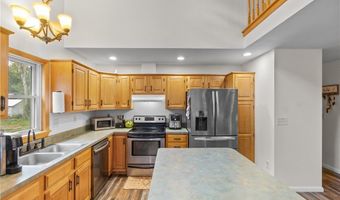 1318 Daly Rd, Ashtabula, OH 44004