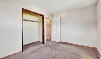 7813 Dover Ave, Anchorage, AK 99504
