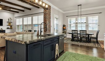 5 NW Isabella Cir, Andrews, TX 79714