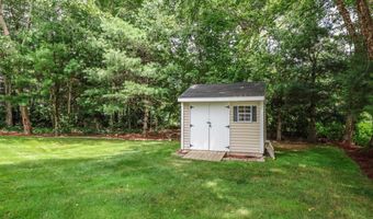 4 Quarry Ct, Auburn, NH 03032