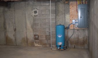 10 Meeting House Rd, Barkhamsted, CT 06063