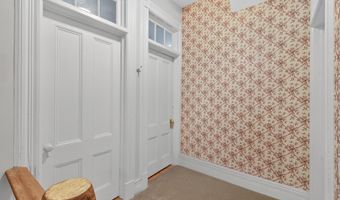 93 W 35TH St, Bayonne, NJ 07002