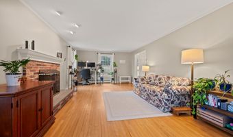 9 Deer Hill Ln, Coventry, CT 06238