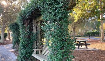 15 Baldwin Ln, Bluffton, SC 29909