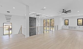 555 Versailles Dr, Auburn, GA 30011