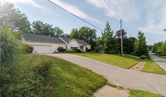 1706 N 2nd St, Atchison, KS 66002
